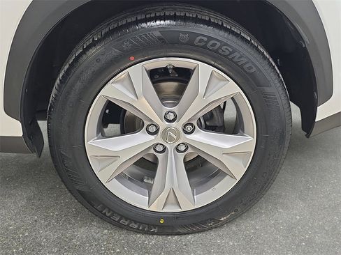 Used 2017 Lexus NX 200t 200t w/ Luxury Package image 33