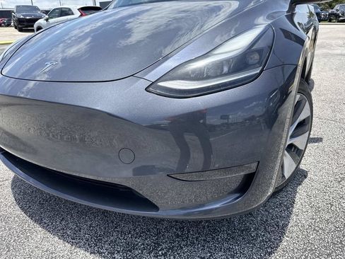 Used 2023 Tesla Model Y Long Range AWD/4WD image 9