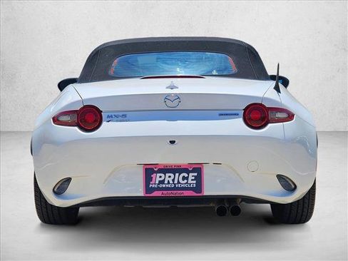 Used 2022 MAZDA MX-5 Miata Grand Touring w/ Weather Package RWD image 7