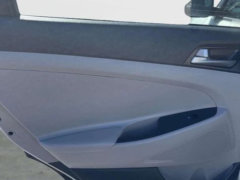 Used 2016 Hyundai Tucson SE image 18