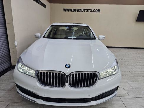 Used 2019 BMW 740i RWD image 3