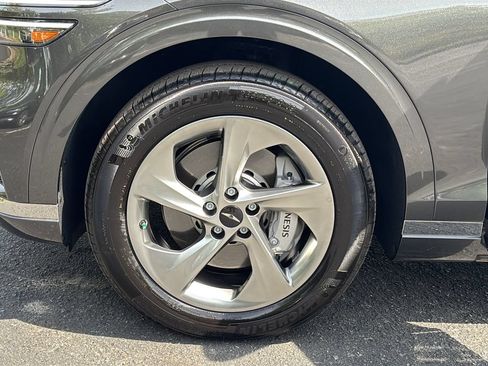 Certified 2026 Genesis GV70 2.5T AWD/4WD image 45