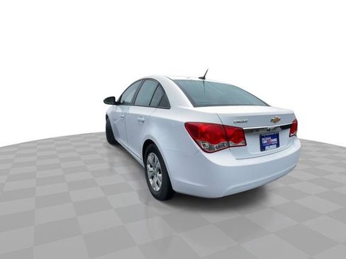 Used 2014 Chevrolet Cruze LS image 7