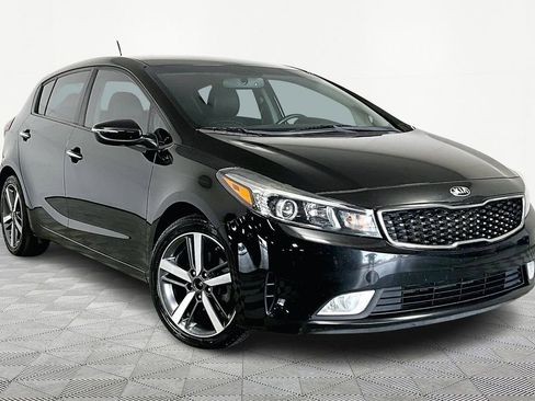 Used 2017 Kia Forte EX image 1