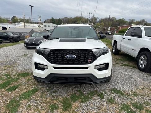 Used 2022 Ford Explorer ST w/ Equipment Group 401A image 2