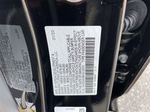 Used 2023 Acura Integra A-Spec image 10