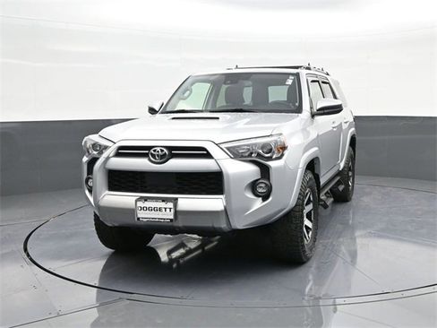Used 2022 Toyota 4Runner TRD Off-Road image 28