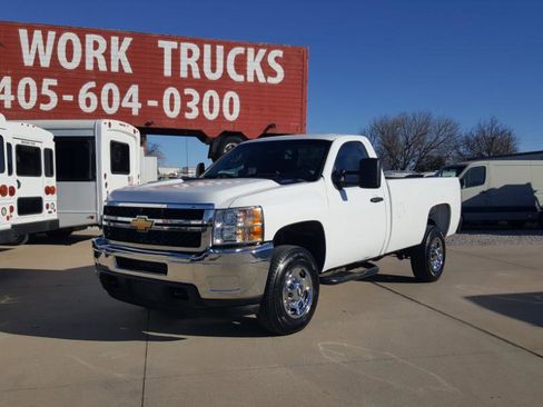 Used 2013 Chevrolet Silverado 2500 W/T image 3