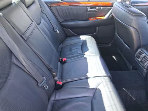 Used 2004 Lexus LS 430 image 28