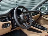 New 2025 Porsche Macan image 4