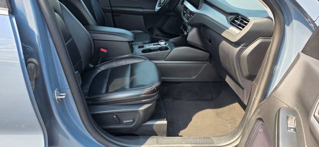Used 2024 Ford Escape Platinum AWD/4WD image 15