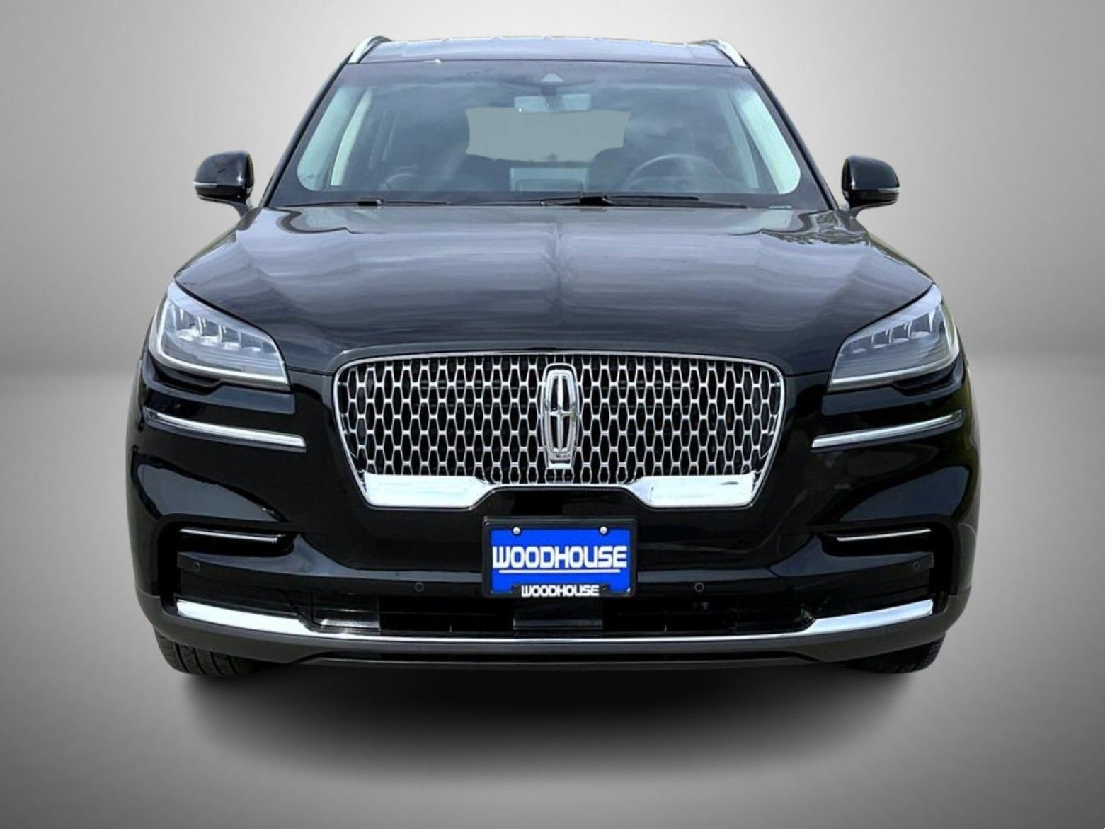 Certified 2023 Lincoln Aviator AWD image 2