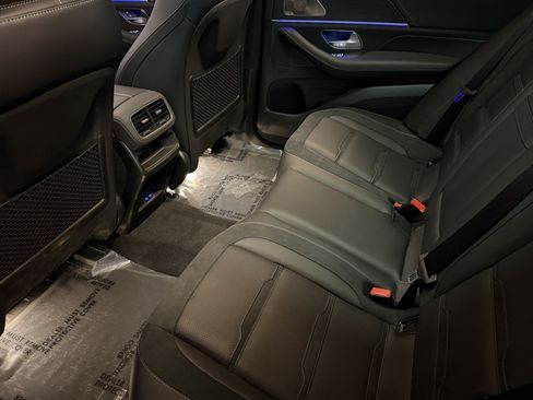 New 2026 Mercedes-Benz GLE 63 AMG S image 11