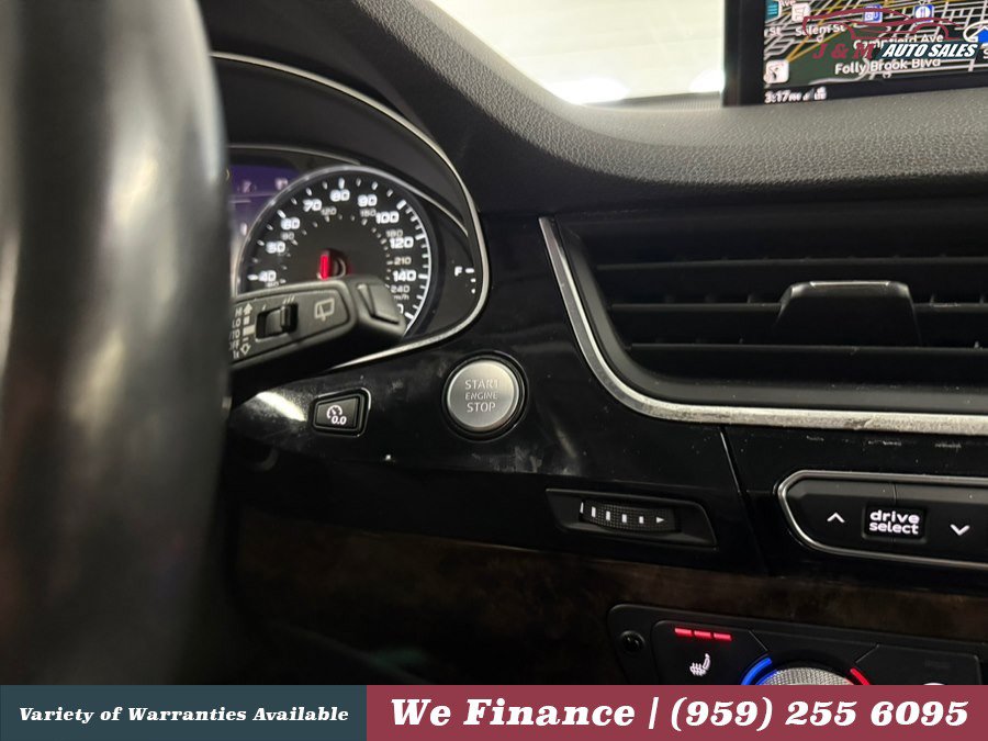Used 2017 Audi Q7 3.0T Premium AWD/4WD image 22