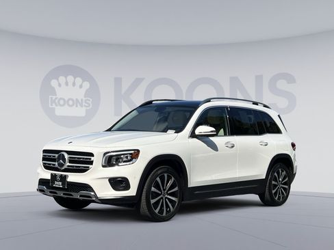 Used 2023 Mercedes-Benz GLB 250 4MATIC image 1