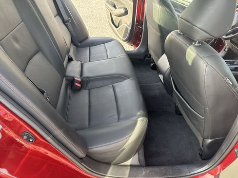 Used 2024 Nissan Altima 2.5 SR w/ SR Premium Package image 11