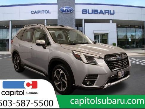 Used 2023 Subaru Forester Touring image 1