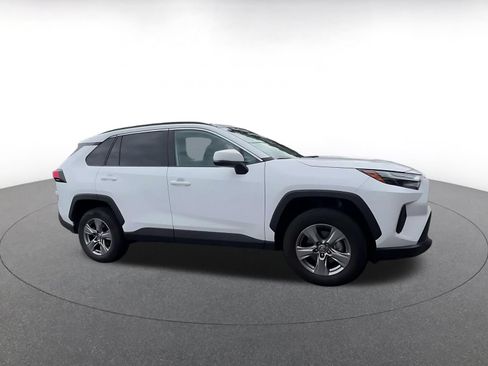 Used 2025 Toyota RAV4 XLE w/ Convenience Package AWD/4WD image 2