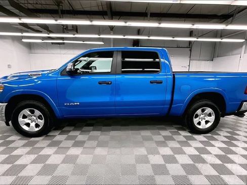 Used 2025 RAM 1500 Big Horn AWD/4WD image 14