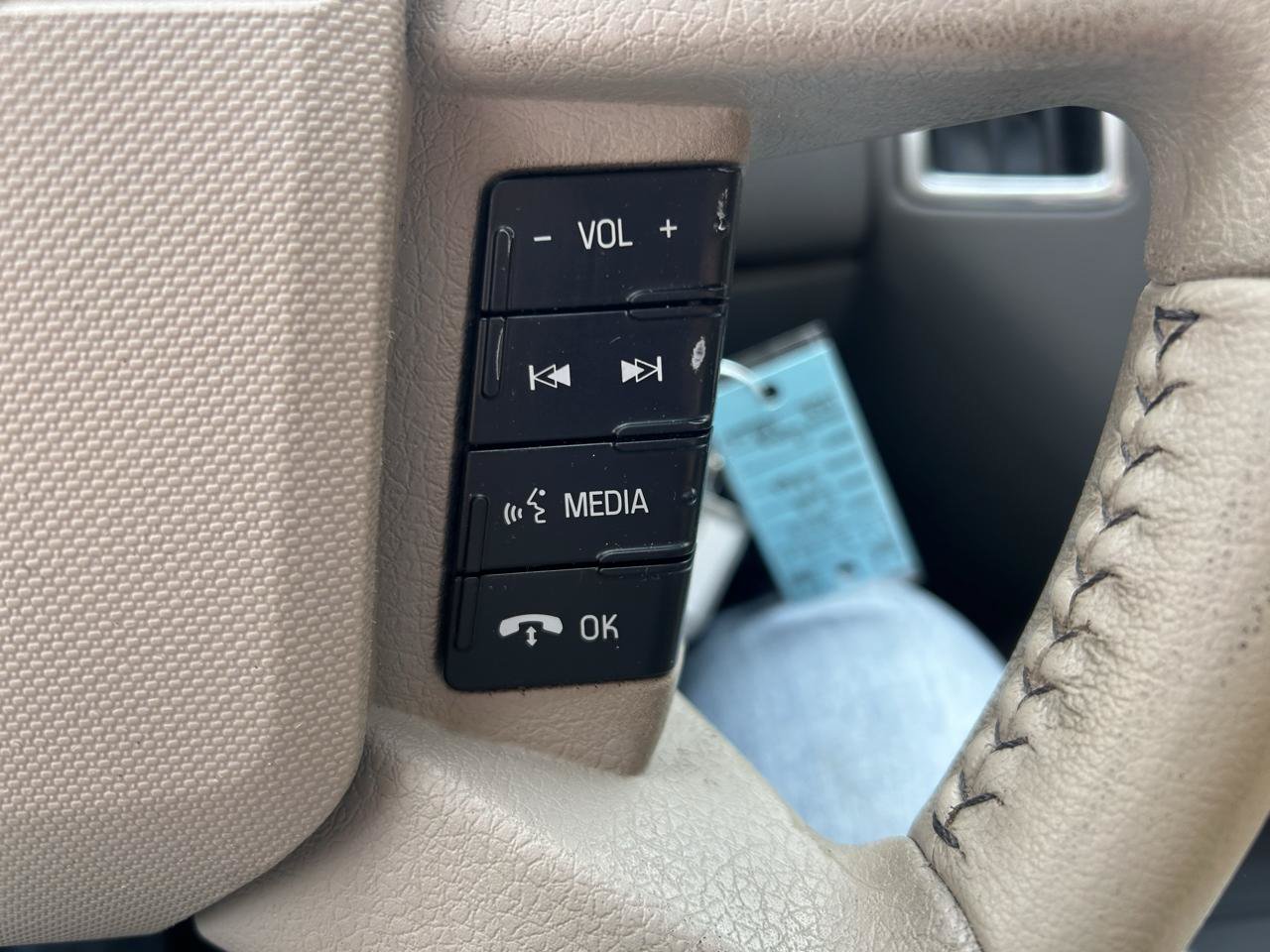 Used 2010 Ford Edge SEL FWD image 19