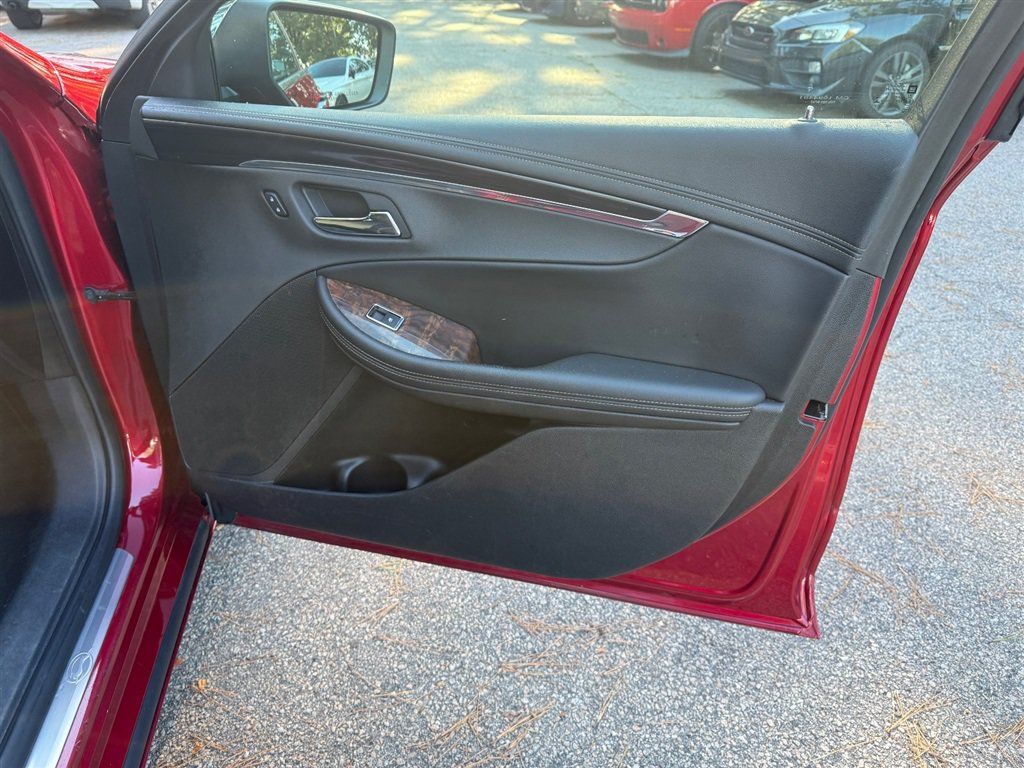 Used 2014 Chevrolet Impala LTZ FWD image 18