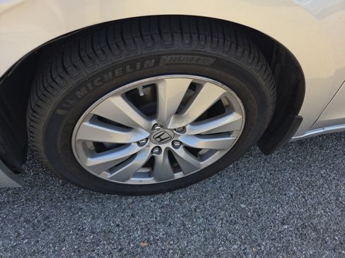 Used 2012 Honda Accord EX-L image 9