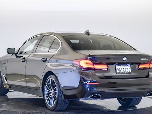 Certified 2023 BMW 530e 530e iPerformance w/ Premium Package image 2