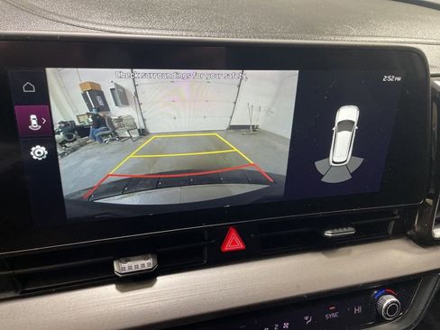 Certified 2023 Kia Sportage EX image 32