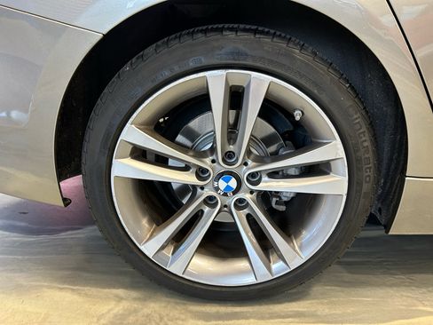 Used 2018 BMW 330i xDrive Sedan AWD/4WD image 23