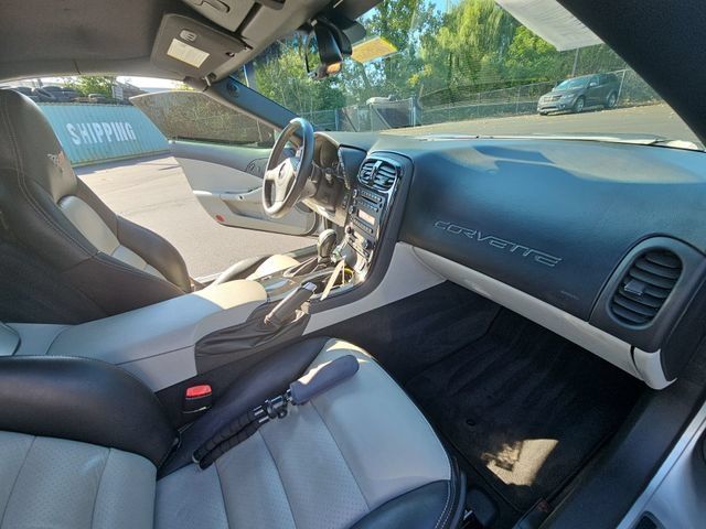 Used 2008 Chevrolet Corvette Convertible w/ Preferred Equipment Group RWD image 32