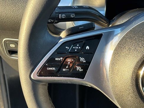 Used 2026 Mercedes-Benz GLB 250 GLB 250 image 23