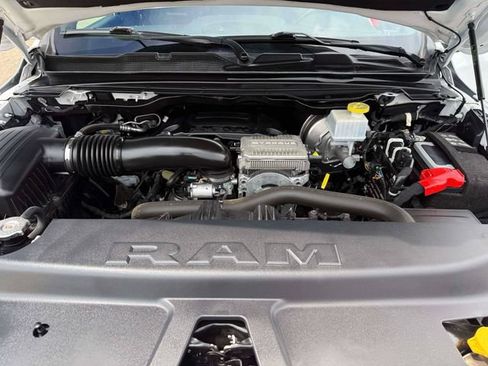 Used 2023 RAM 1500 Laramie AWD/4WD image 19