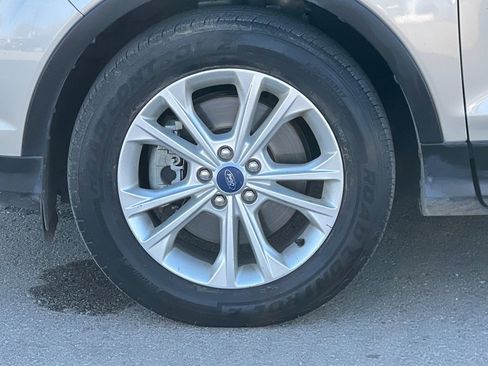 Used 2018 Ford Escape SE w/ SE Sync 3 Package image 26