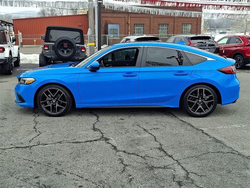 Used 2024 Honda Civic Sport Touring image 9