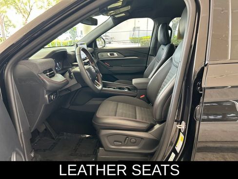 Used 2026 Ford Explorer ST-Line w/ ST-Line Street Pack RWD image 7