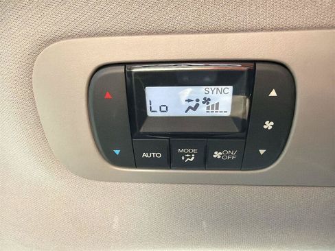 Used 2018 Honda Odyssey EX-L image 25