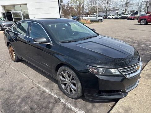 Used 2017 Chevrolet Impala LT w/ Convenience Package FWD image 3
