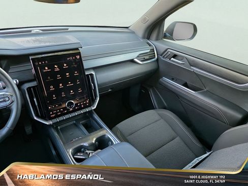 Certified 2025 GMC Acadia Elevation image 26