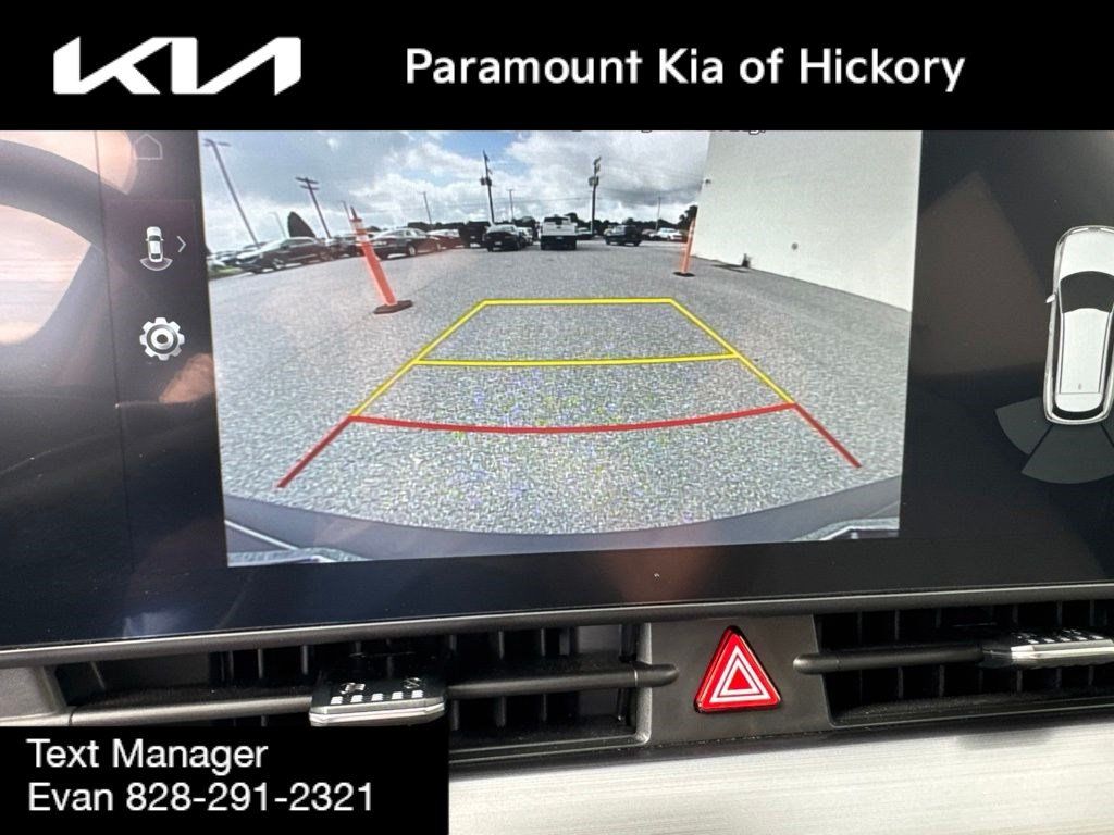 Used 2023 Kia Sportage EX AWD/4WD image 24