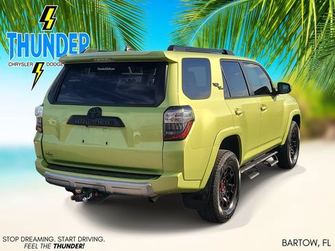 Used 2023 Toyota 4Runner TRD Off-Road Premium w/ Moonroof Package AWD/4WD image 4