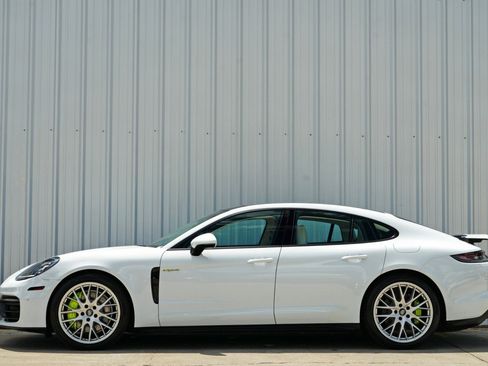 Used 2021 Porsche Panamera 4S image 9