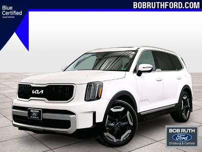 Used 2024 Kia Telluride EX w/ EX Captain's Chair Package