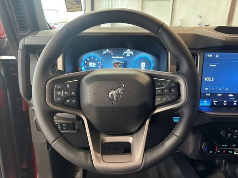 New 2026 Ford Bronco Outer Banks image 9