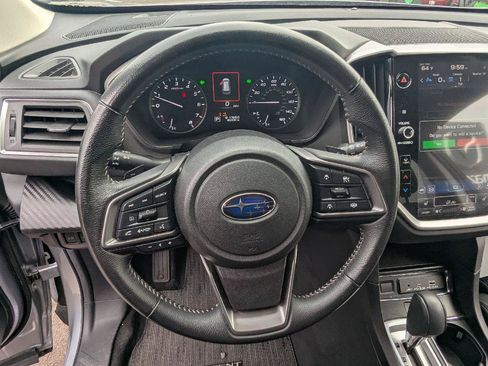 Used 2025 Subaru Ascent Premium AWD/4WD image 9