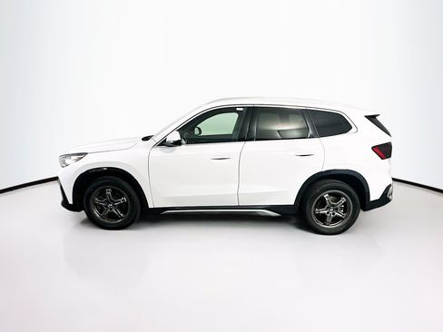 Used 2025 BMW X1 xDrive28i AWD/4WD image 4