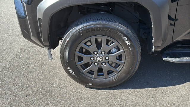 Certified 2025 Toyota 4Runner SR5 AWD/4WD image 8