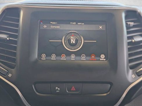 Used 2020 Jeep Cherokee Latitude Plus FWD image 13