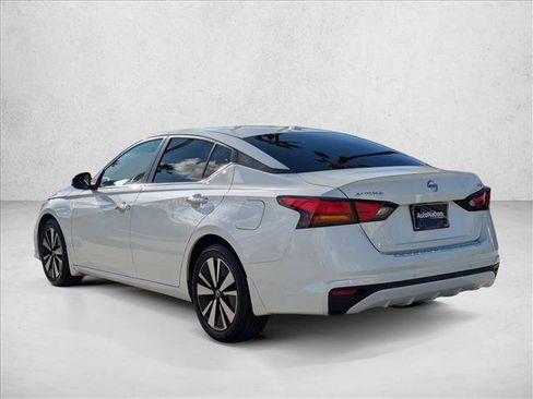 Used 2022 Nissan Altima 2.5 SV image 8