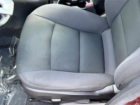 Used 2013 Chevrolet Cruze LT image 18