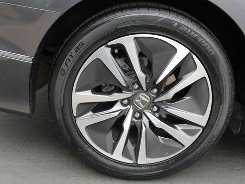 Used 2019 Honda Accord EX image 36